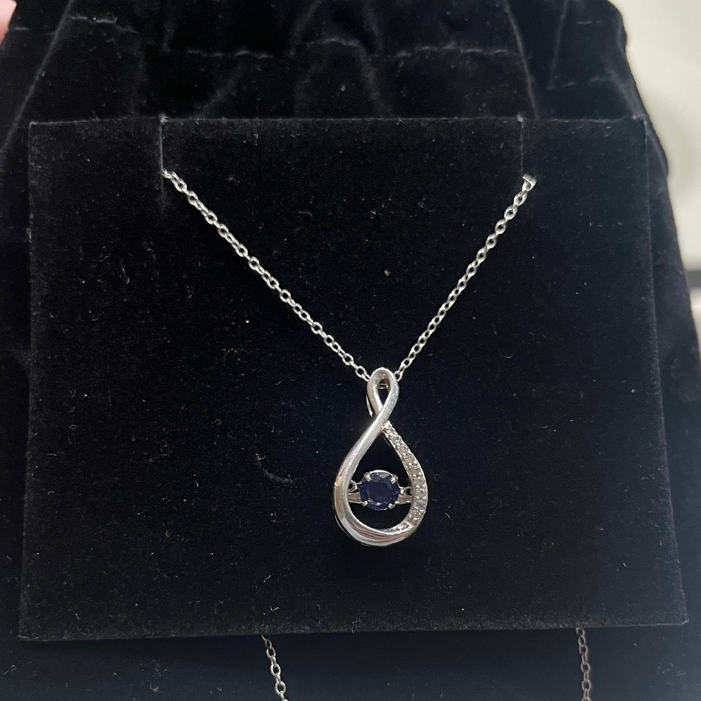 Zales Silver Necklace with Sapphire Stone